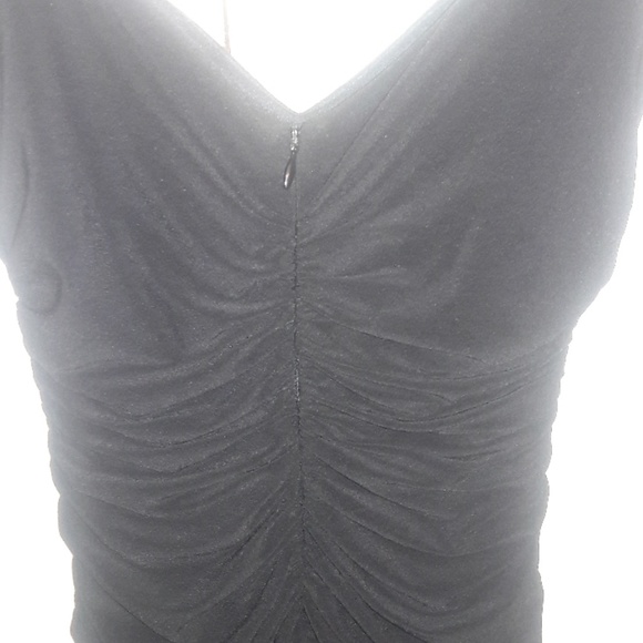 🔥LITTLE BLACK DRESS🔥 - Picture 5 of 5